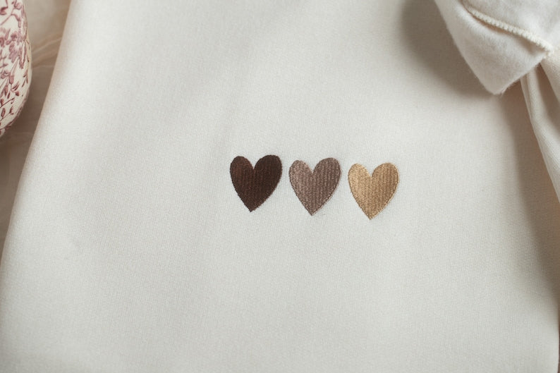 Embroidered Ombre Heart Sweatshirt, Embroidered Heart Crewneck, Cute Sweatshirts for Women, Trendy Crewneck, Heart Sweatshirt H3Z-C-97