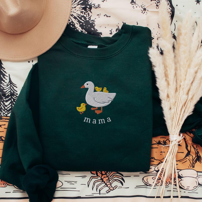Mama Embroidered Sweatshirt, Cute Mama Goose Embroidery, Mothers Day Gift, Mom and Kids Shirt, Mama Duck and Ducklings, Mama and Chicks Crew